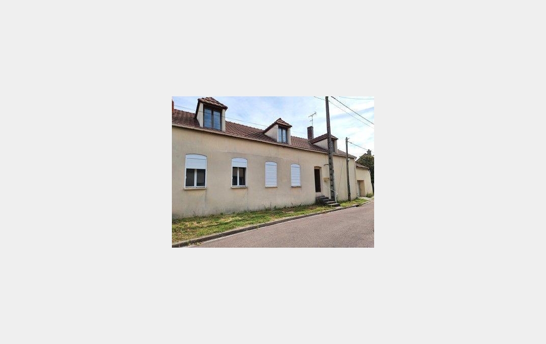 ROMILLY IMMO : House | ROMILLY-SUR-SEINE (10100) | 215 m2 | 164 000 € 