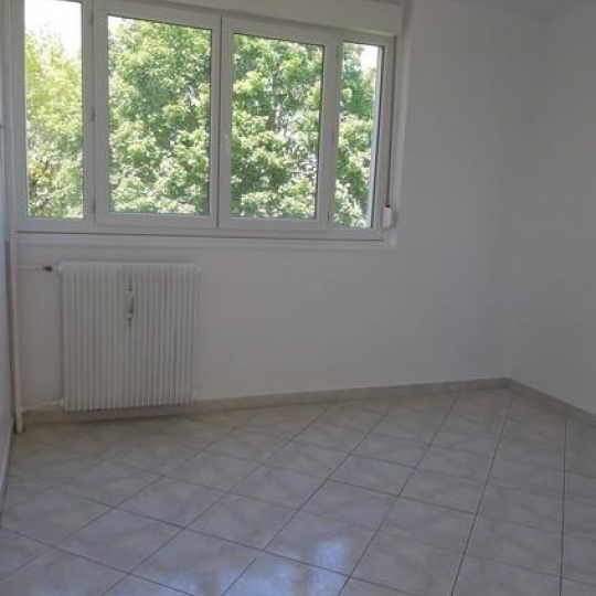 ROMILLY IMMO : Appartement | ROMILLY-SUR-SEINE (10100) | 81 m2 | 66 000 € 