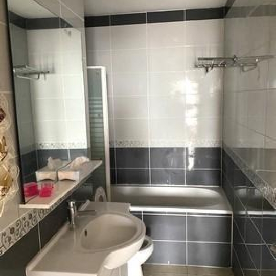  ROMILLY IMMO : Immeuble | ROMILLY-SUR-SEINE (10100) | 840 m2 | 170 000 € 