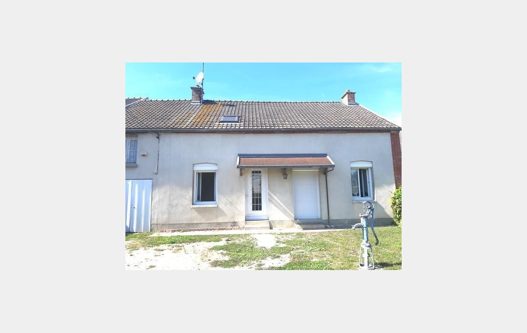 ROMILLY IMMO : House | GELANNES (10100) | 108 m2 | 690 € 