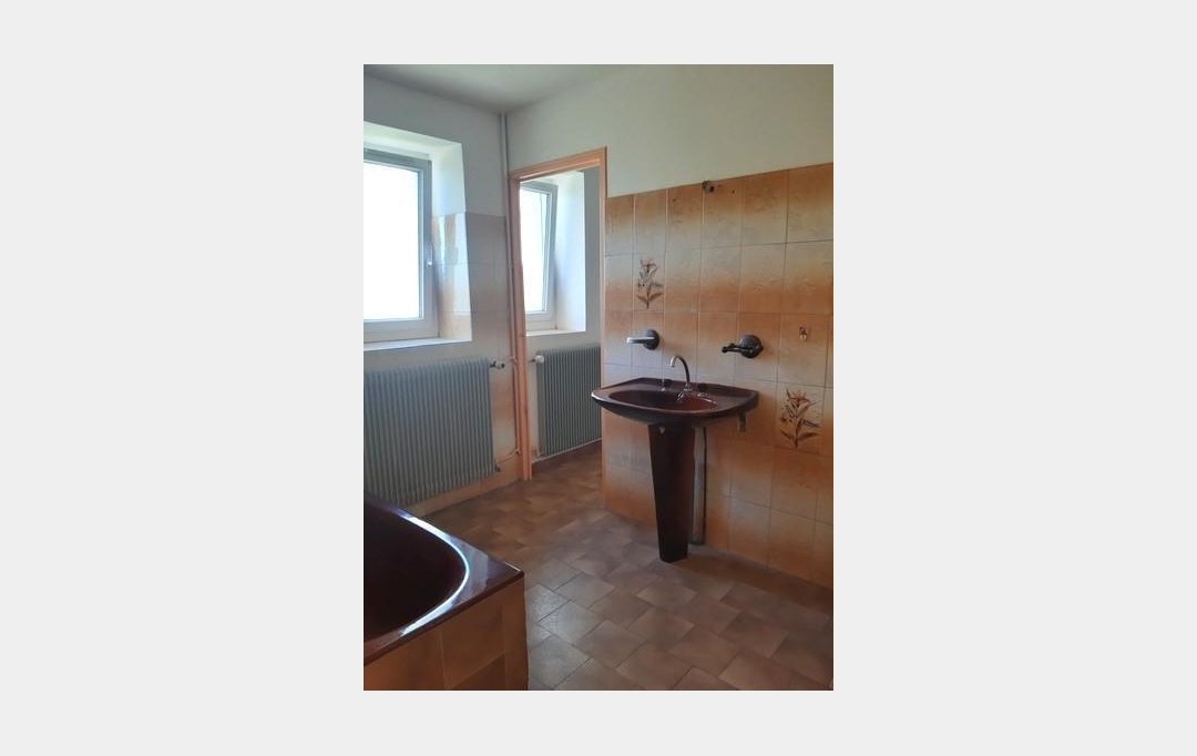 ROMILLY IMMO : House | GELANNES (10100) | 108 m2 | 690 € 