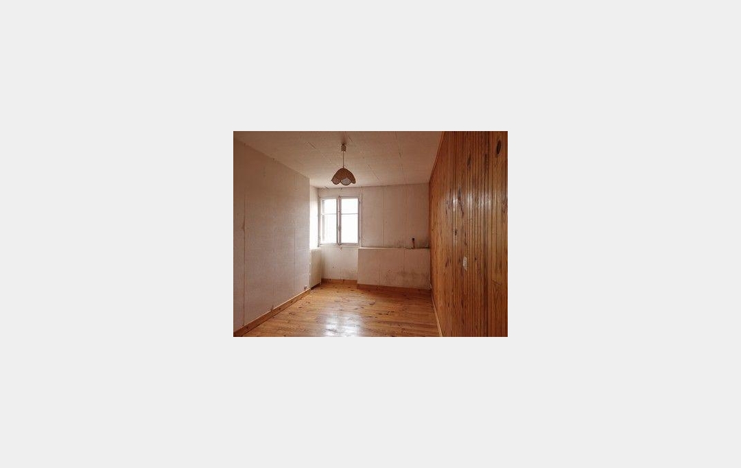 ROMILLY IMMO : Maison / Villa | ROMILLY-SUR-SEINE (10100) | 105 m2 | 65 000 € 