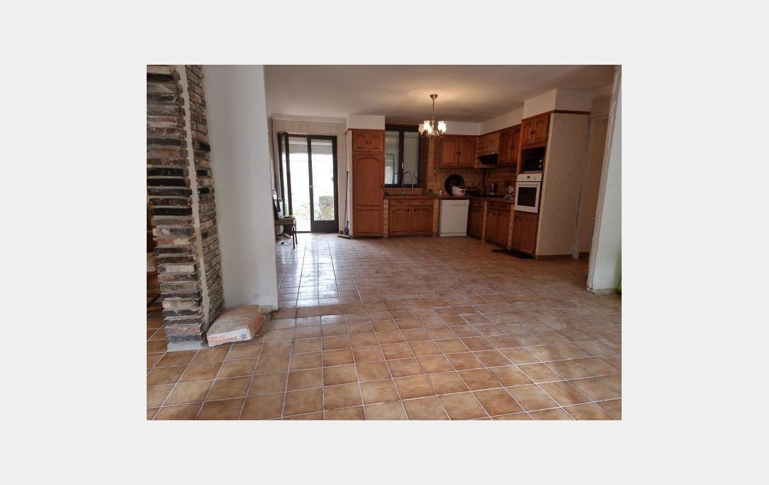 ROMILLY IMMO : Maison / Villa | ROMILLY-SUR-SEINE (10100) | 215 m2 | 158 700 € 