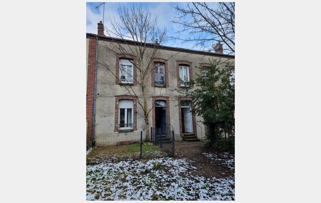 ROMILLY IMMO : Building | ROMILLY-SUR-SEINE (10100) | 357 m2 | 349 000 € 