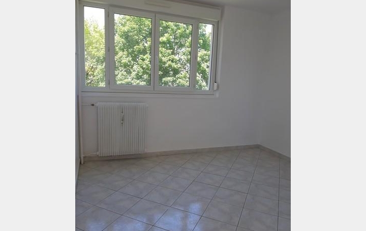 ROMILLY IMMO : Appartement | ROMILLY-SUR-SEINE (10100) | 81 m2 | 66 000 € 